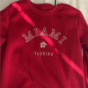 SHEIN, crewneck size small